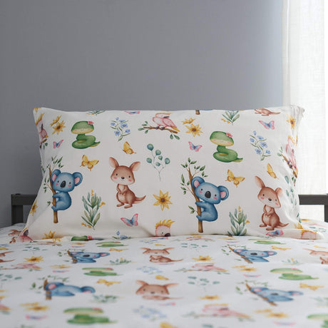 Australian Animals Reversible Bamboo Quilt Set including Educational Booklet