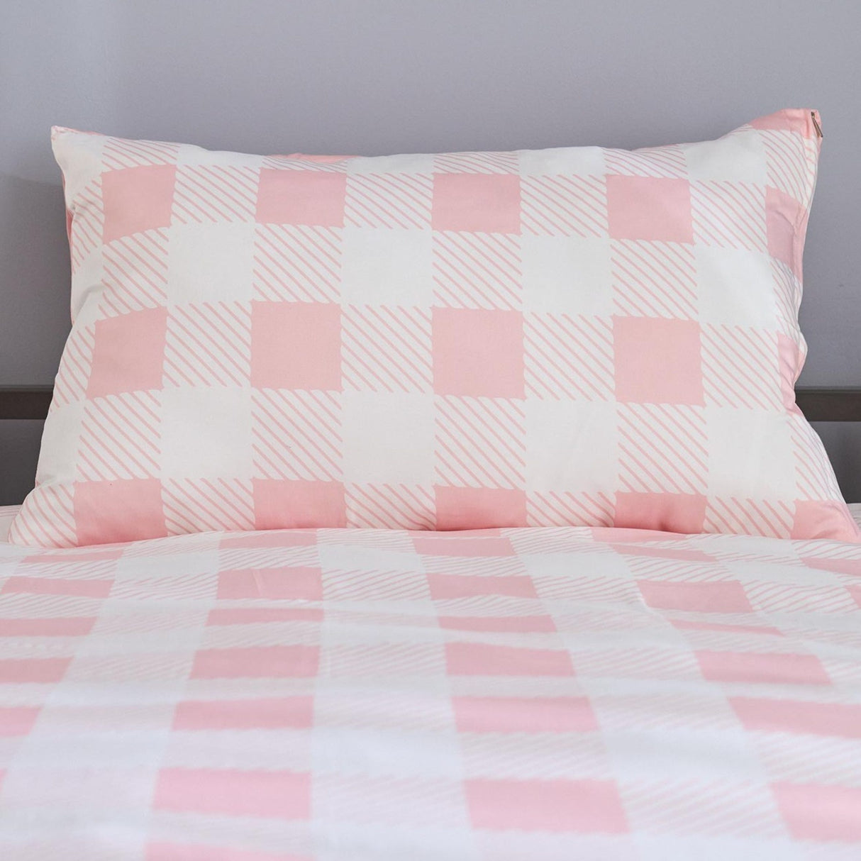 Rose Quartz Gingham Pink and White Bamboo Quilt Cover