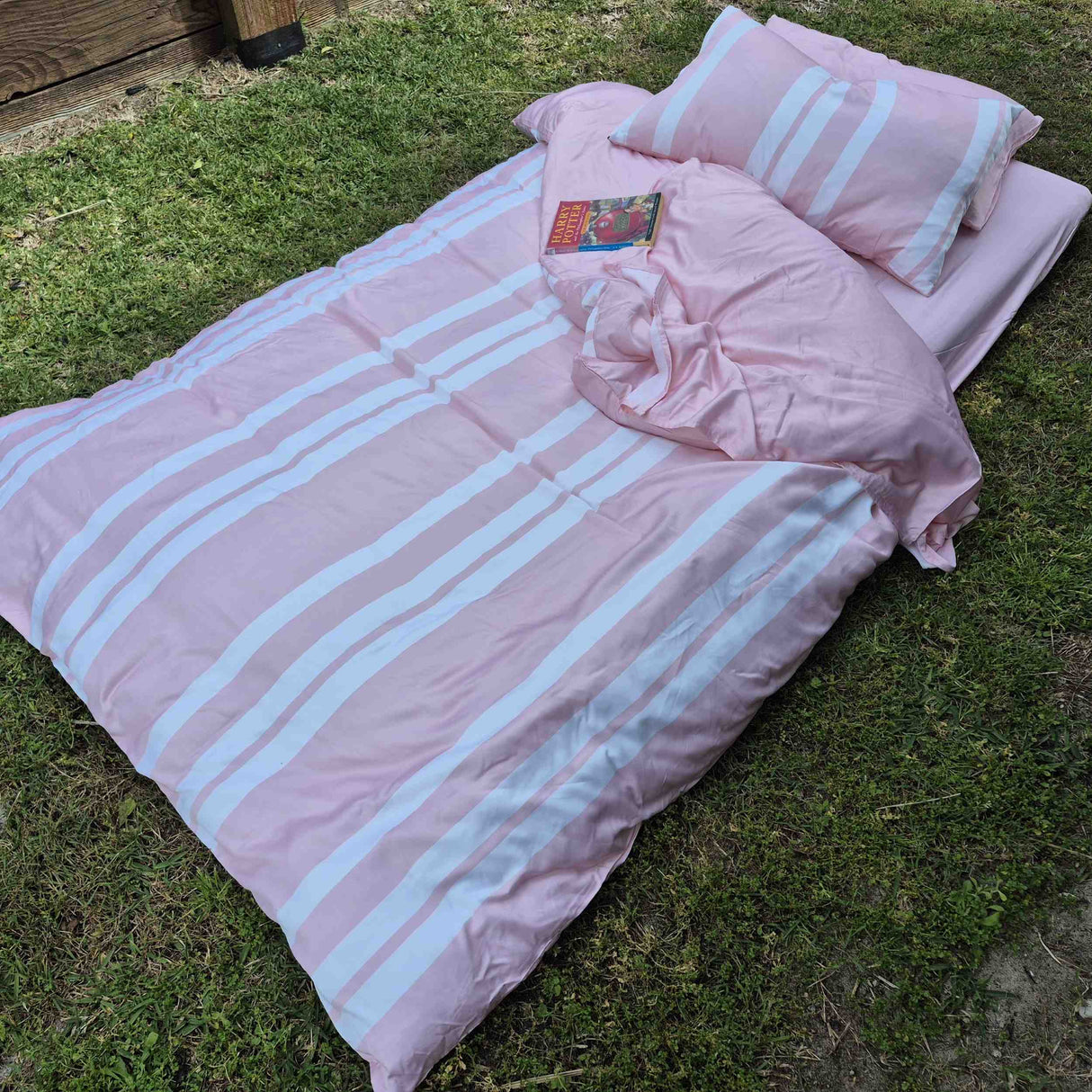 Giggle Pink & White Striped Bamboo Quilt Set - Soft Reversible Bedding